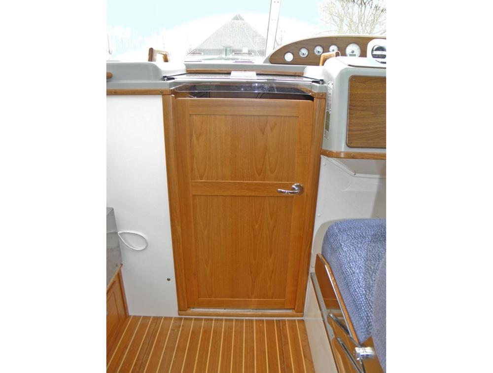 Fore ship, Accommodation